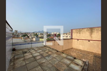 Apartamento à venda com 160m², 3 quartos e sem vaga Apartamento à venda com 160m², 3 quartos e sem vagaTerraço