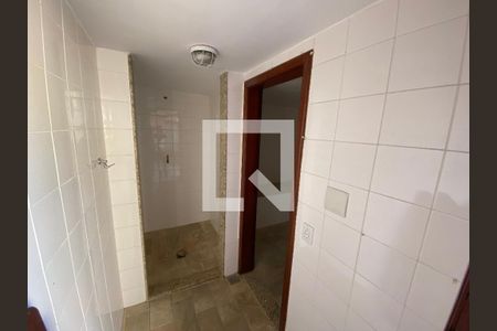 Apartamento à venda com 160m², 3 quartos e sem vaga Apartamento à venda com 160m², 3 quartos e sem vagaSauna