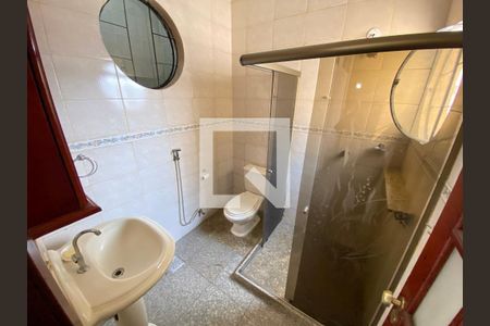 Apartamento à venda com 160m², 3 quartos e sem vaga Apartamento à venda com 160m², 3 quartos e sem vagaBanheiro