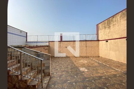 Apartamento à venda com 160m², 3 quartos e sem vaga Apartamento à venda com 160m², 3 quartos e sem vagaTerraço