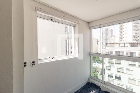 Apartamento à venda com 70m², 2 quartos e 2 vagas Apartamento à venda com 70m², 2 quartos e 2 vagasVaranda