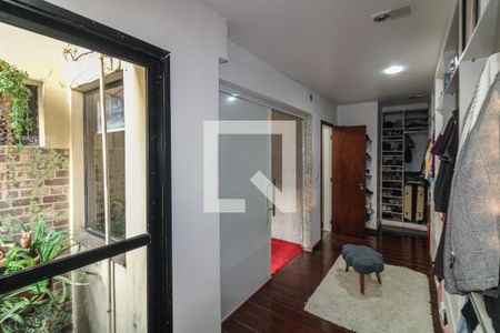 Apartamento à venda com 226m², 3 quartos e 2 vagasSuíte - Closet