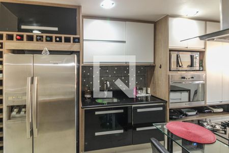 Apartamento à venda com 226m², 3 quartos e 2 vagasCozinha