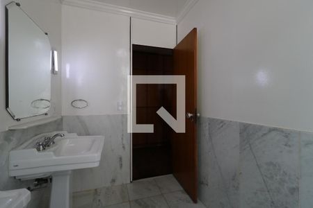 Apartamento à venda com 205m², 3 quartos e 2 vagasBanheiro Social