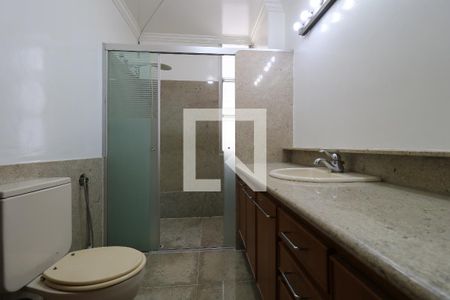 Apartamento à venda com 205m², 3 quartos e 2 vagasBanheiro da Suíte