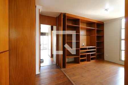 Apartamento à venda com 205m², 3 quartos e 2 vagasCorredor