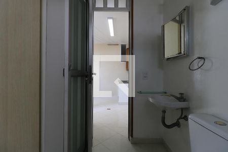Apartamento à venda com 205m², 3 quartos e 2 vagasBanheiro de Serviço