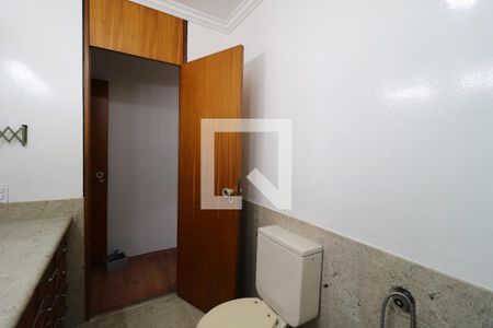 Apartamento à venda com 205m², 3 quartos e 2 vagasBanheiro da Suíte