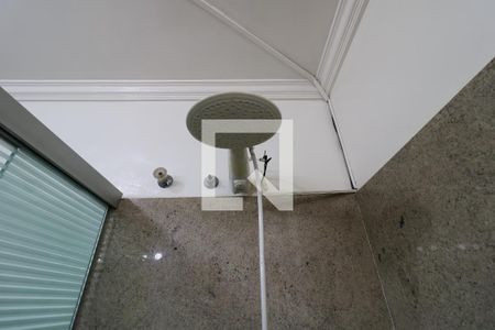 Apartamento à venda com 205m², 3 quartos e 2 vagasBanheiro da Suíte - Chuveiro