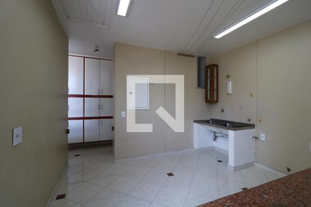 Apartamento à venda com 205m², 3 quartos e 2 vagasÁrea de Serviço