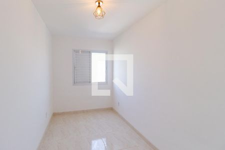 Quarto 1 de apartamento para alugar com 2 quartos, 44m² em Mutinga, Osasco