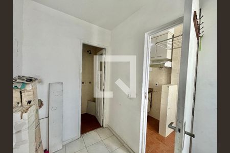 Apartamento à venda com 80m², 2 quartos e 1 vaga Apartamento à venda com 80m², 2 quartos e 1 vagaÁrea de serviço - Quarto