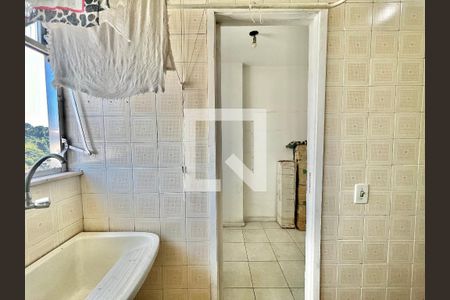 Apartamento à venda com 80m², 2 quartos e 1 vaga Apartamento à venda com 80m², 2 quartos e 1 vagaÁrea de serviço