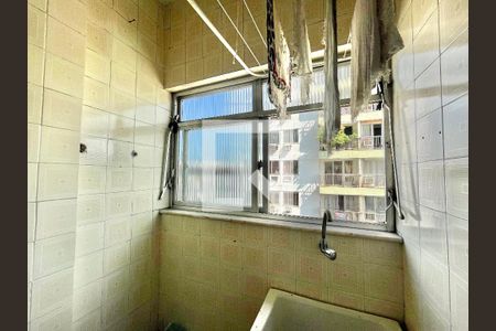 Apartamento à venda com 80m², 2 quartos e 1 vaga Apartamento à venda com 80m², 2 quartos e 1 vagaÁrea de serviço
