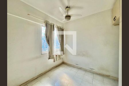 Apartamento à venda com 80m², 2 quartos e 1 vaga Apartamento à venda com 80m², 2 quartos e 1 vagaSuíte