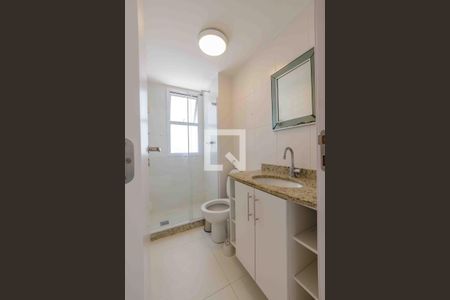 Apartamento à venda com 69m², 2 quartos e 1 vagaBanheiro Social