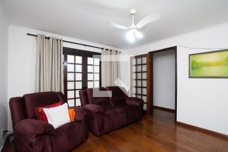 Casa à venda com 300m², 3 quartos e 5 vagasSala de TV