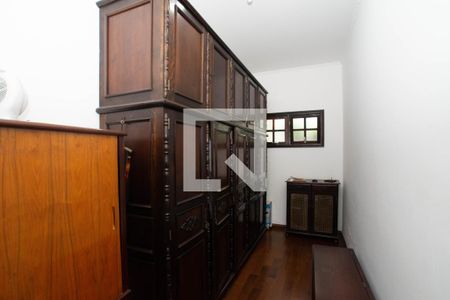 Casa à venda com 300m², 3 quartos e 5 vagasCloset da suíte