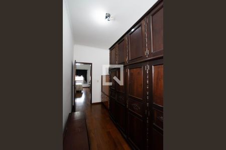 Casa à venda com 300m², 3 quartos e 5 vagasCloset da suíte