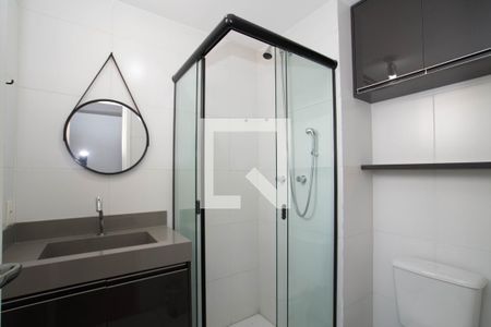 Banheiro da Suíte de apartamento para alugar com 3 quartos, 56m² em Jardim Cocaia, Guarulhos