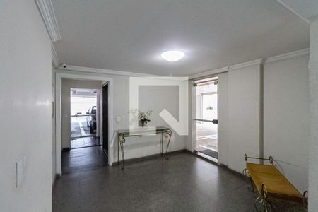 Apartamento à venda com 71m², 3 quartos e 2 vagas Apartamento à venda com 71m², 3 quartos e 2 vagasHall de entrada