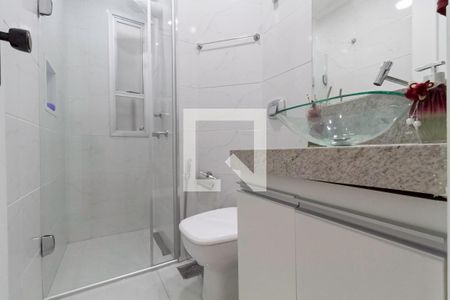 Apartamento à venda com 71m², 3 quartos e 2 vagas Apartamento à venda com 71m², 3 quartos e 2 vagasBanheiro social