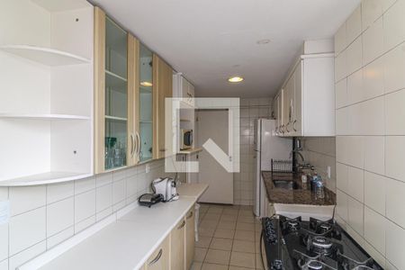 Apartamento à venda com 104m², 3 quartos e 2 vagasCozinha
