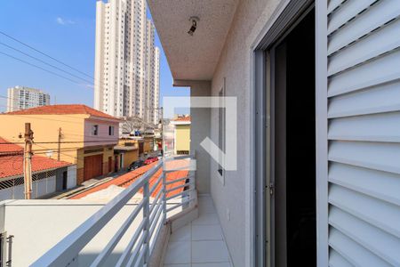 Casa à venda com 195m², 3 quartos e 4 vagas Casa à venda com 195m², 3 quartos e 4 vagasVaranda da Suíte 2