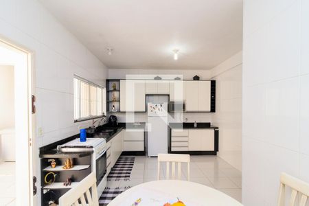 Casa à venda com 195m², 3 quartos e 4 vagas Casa à venda com 195m², 3 quartos e 4 vagasCozinha