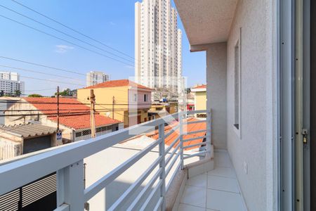 Casa à venda com 195m², 3 quartos e 4 vagas Casa à venda com 195m², 3 quartos e 4 vagasVaranda da Suíte 2