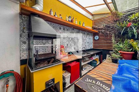 Apartamento à venda com 98m², 3 quartos e 2 vagas Apartamento à venda com 98m², 3 quartos e 2 vagasJacuzzi e Churrasqueira