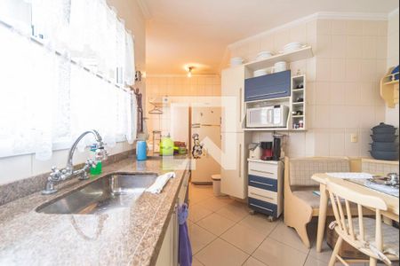 Apartamento à venda com 98m², 3 quartos e 2 vagas Apartamento à venda com 98m², 3 quartos e 2 vagasCozinha