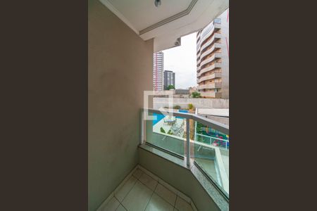 Apartamento à venda com 98m², 3 quartos e 2 vagas Apartamento à venda com 98m², 3 quartos e 2 vagasSacada Suíte