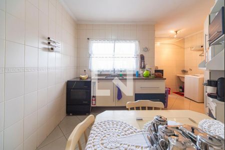 Apartamento à venda com 98m², 3 quartos e 2 vagas Apartamento à venda com 98m², 3 quartos e 2 vagasCozinha