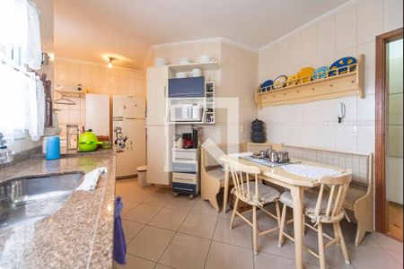 Apartamento à venda com 98m², 3 quartos e 2 vagas Apartamento à venda com 98m², 3 quartos e 2 vagasCozinha