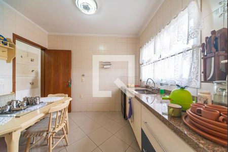 Apartamento à venda com 98m², 3 quartos e 2 vagas Apartamento à venda com 98m², 3 quartos e 2 vagasCozinha