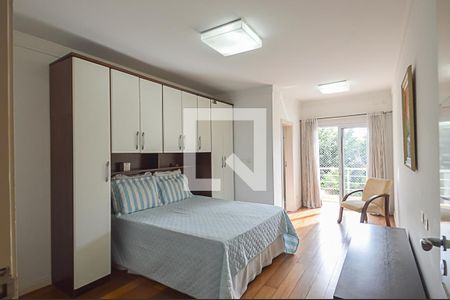 Casa à venda com 701m², 4 quartos e 5 vagasQuarto 2 - Suíte