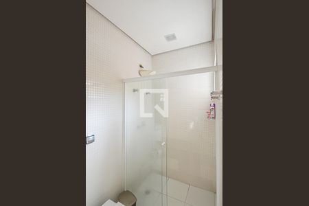 Casa à venda com 701m², 4 quartos e 5 vagasBanheiro da Suíte 2