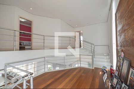 Casa à venda com 701m², 4 quartos e 5 vagasHall das Suítes