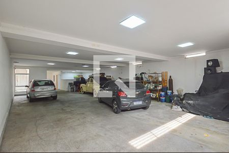 Casa à venda com 701m², 4 quartos e 5 vagasGaragem