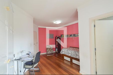 Casa à venda com 701m², 4 quartos e 5 vagasQuarto 1 - Suíte