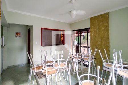 Apartamento para alugar com 78m², 2 quartos e 1 vaga Apartamento para alugar com 78m², 2 quartos e 1 vagaÁrea comum - Salão de festas