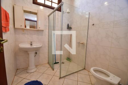 Casa à venda com 420m², 5 quartos e 3 vagasBanheiro 2