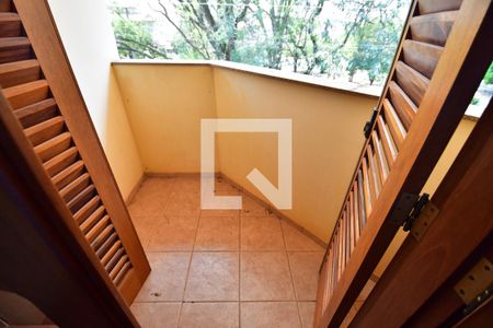 Casa à venda com 420m², 5 quartos e 3 vagasSala 4 / Mezanino Sacada