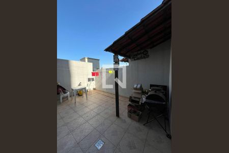 Casa à venda com 159m², 3 quartos e 1 vaga