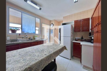 Apartamento à venda com 131m², 3 quartos e 1 vaga