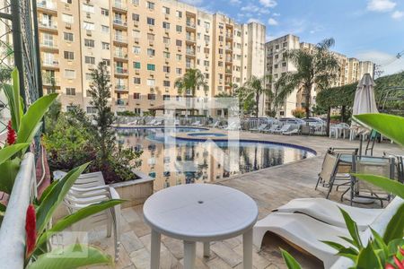 Apartamento à venda com 49m², 2 quartos e 1 vaga Apartamento à venda com 49m², 2 quartos e 1 vagaÁrea comum - Piscina