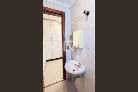 Apartamento à venda com 150m², 3 quartos e 2 vagas Apartamento à venda com 150m², 3 quartos e 2 vagasBanheiro - Area de Serviço