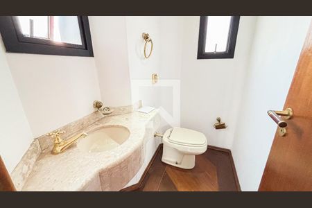 Apartamento à venda com 150m², 3 quartos e 2 vagas Apartamento à venda com 150m², 3 quartos e 2 vagasLavabo