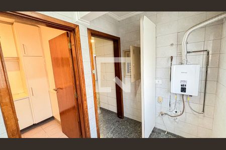 Apartamento à venda com 150m², 3 quartos e 2 vagas Apartamento à venda com 150m², 3 quartos e 2 vagasÁrea de Serviço